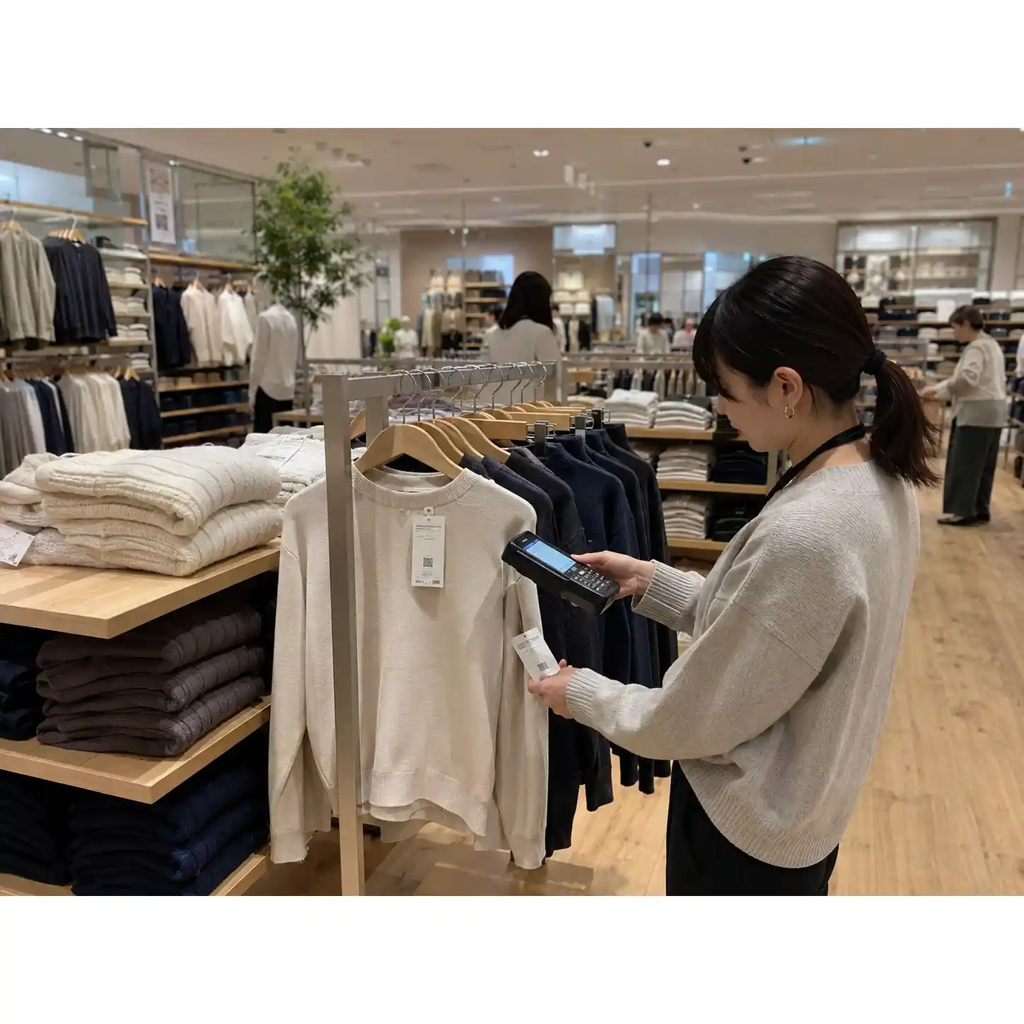 HY Paper RFID smart label for retail inventory control